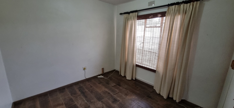 To Let 3 Bedroom Property for Rent in Porterville Western Cape